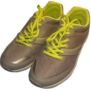 NEW No Tags Vionic Kona Size 7.5 Walking Shoes Arch Support Gray Green Sneakers